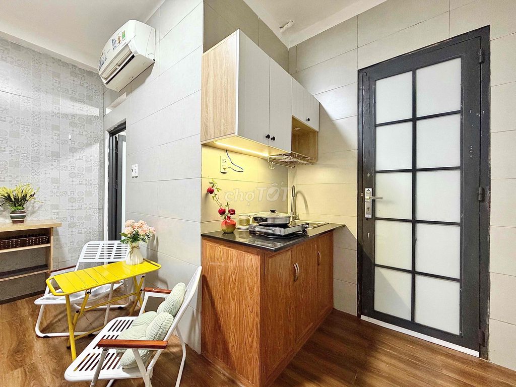 Rent - service apartment - full interior - sky window - 100 percent new