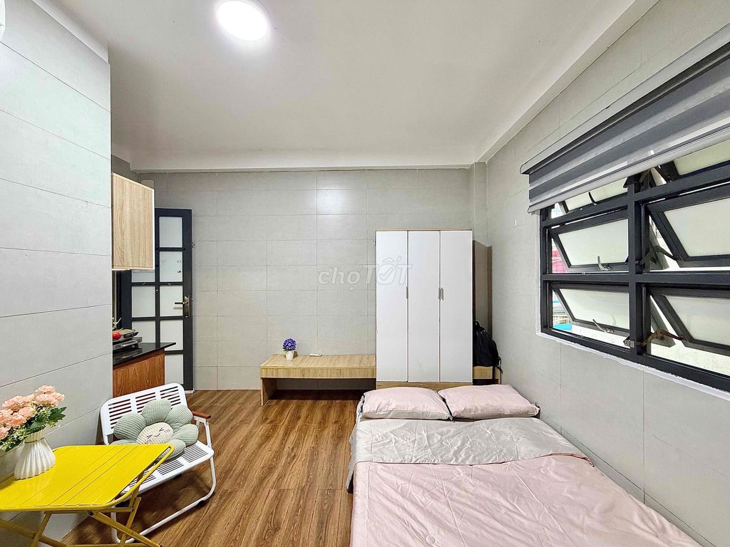 Rent - service apartment - full interior - sky window - 100 percent new