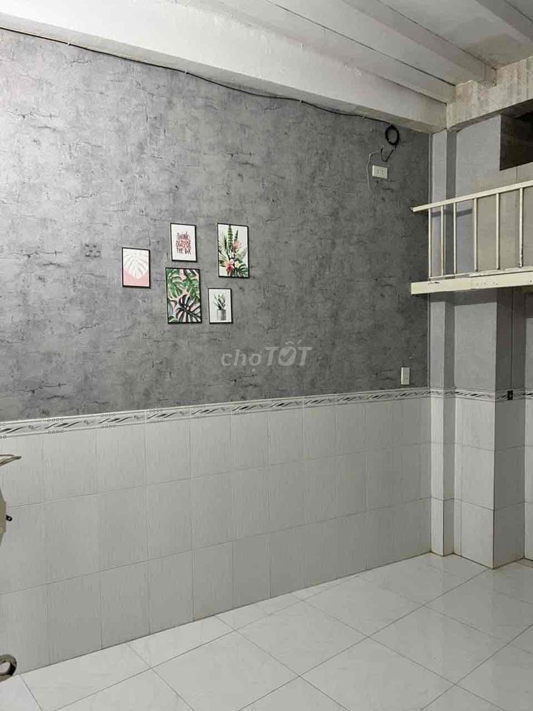 Rent a good hotel-- Tân Phú Center.
