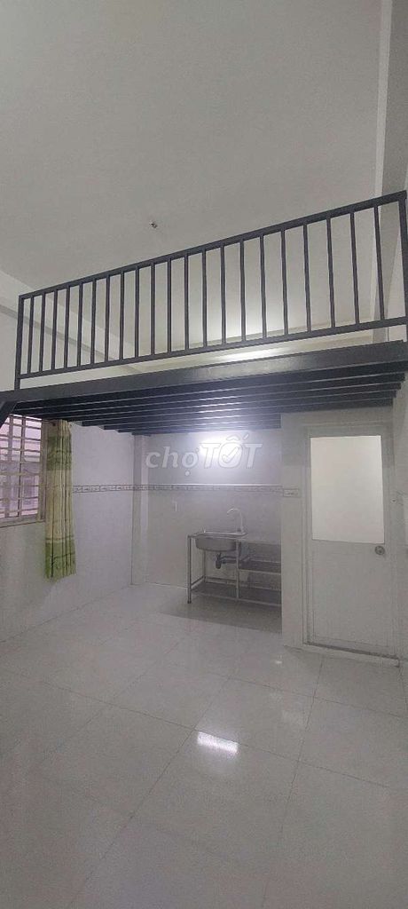 upper level