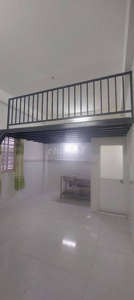 upper level