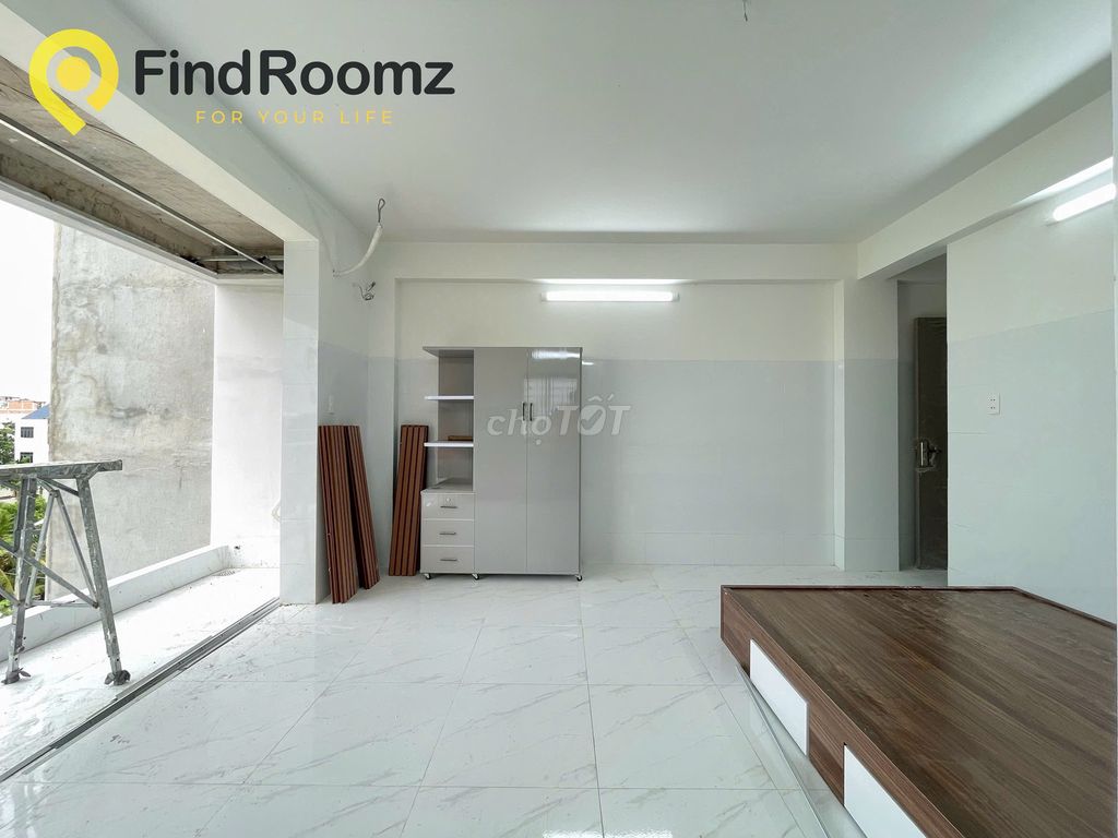 2 p balcony studio, near OEH, vlu down Nguyễn Thái Sơn.