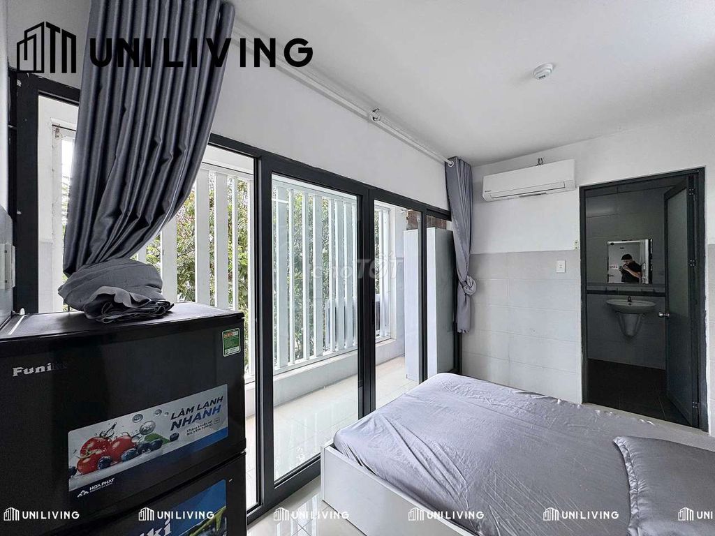 It's the owner who rents a high-end hotel-- into the building right here--the balcony.