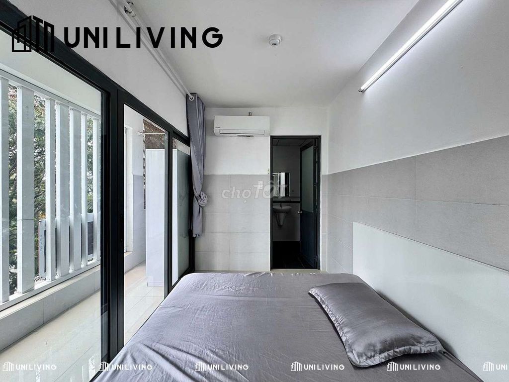 It's the owner who rents a high-end hotel-- into the building right here--the balcony.
