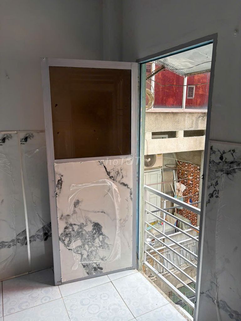 Huỳnh Văn Bánh, area 25 m2l1.