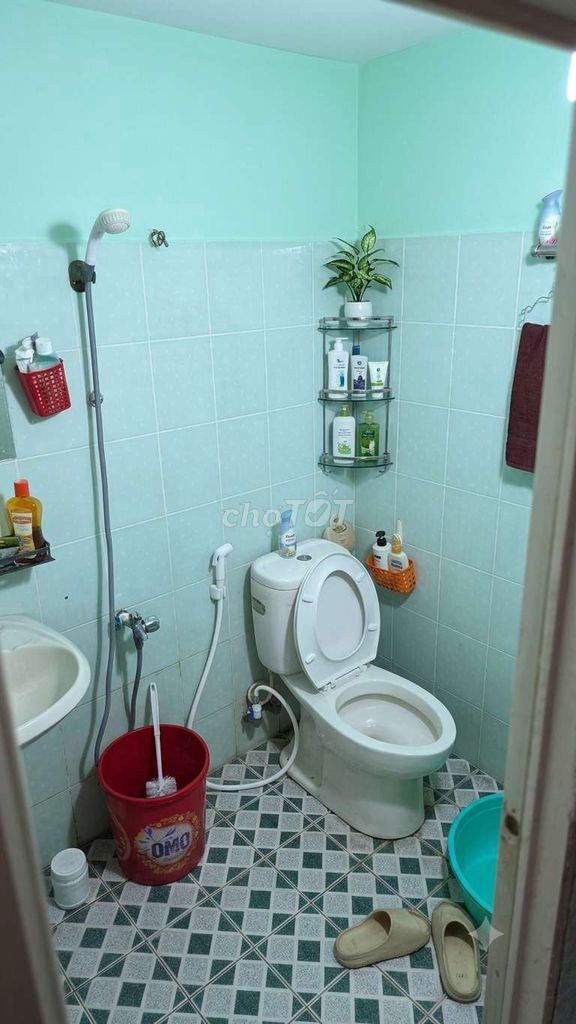 The fridge room for the Seven Months.