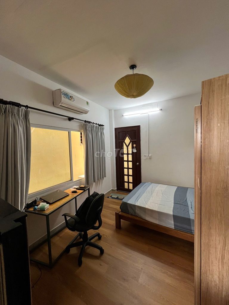 Rent the service apartment. Route 150/ Lý Chính Thắng, P. Spring-Ho.