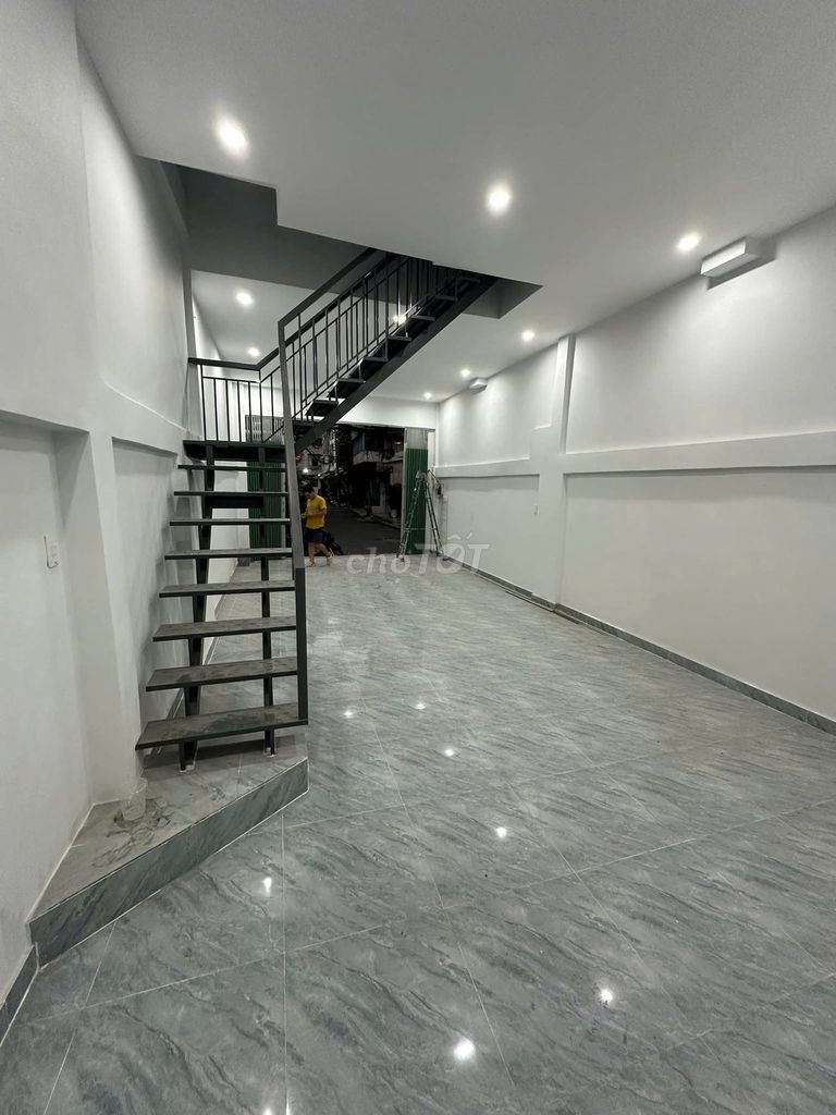 New!!! Send two doubles across 9 meters of Dương Đình Nghệ truck alley