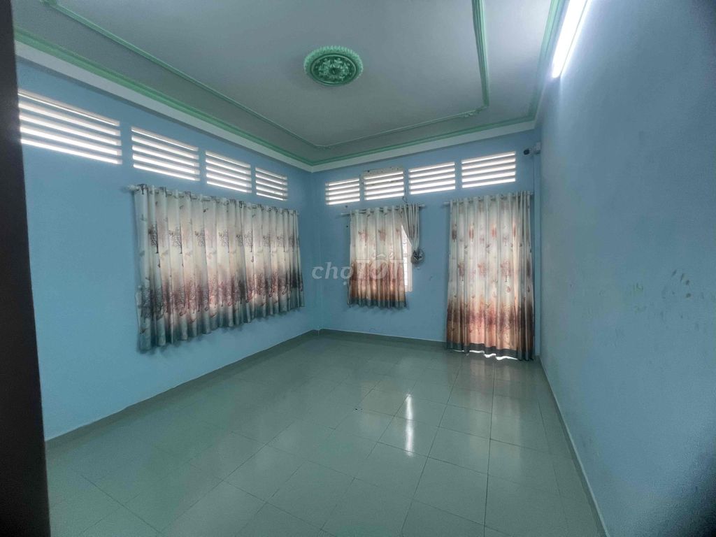 Huỳnh Văn Bánh rent, Phú Nhuận 9 x 9 meters, 4 floors, 5 bedrooms, 29 million