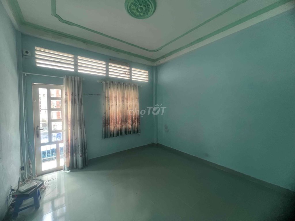 Huỳnh Văn Bánh rent, Phú Nhuận 9 x 9 meters, 4 floors, 5 bedrooms, 29 million
