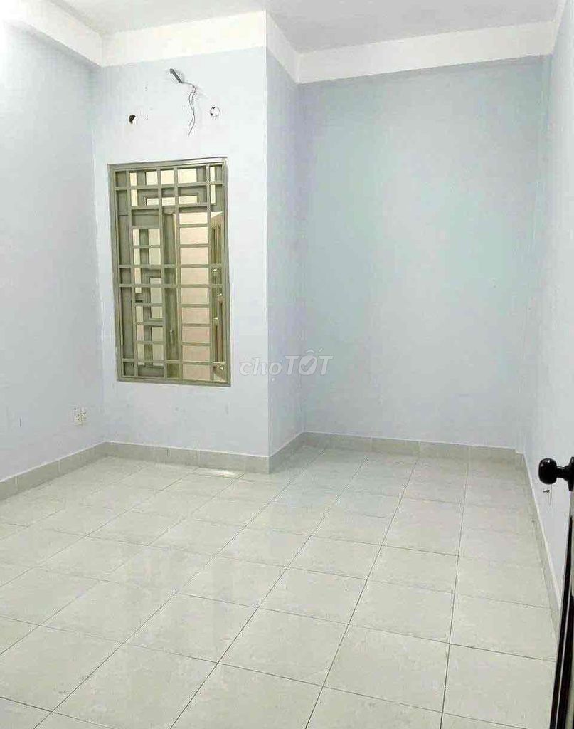 Rent a 1 .3 5th floor bedroom 4 x 18 m Lâm Văn Bền Lâm Văn Bền Carway.