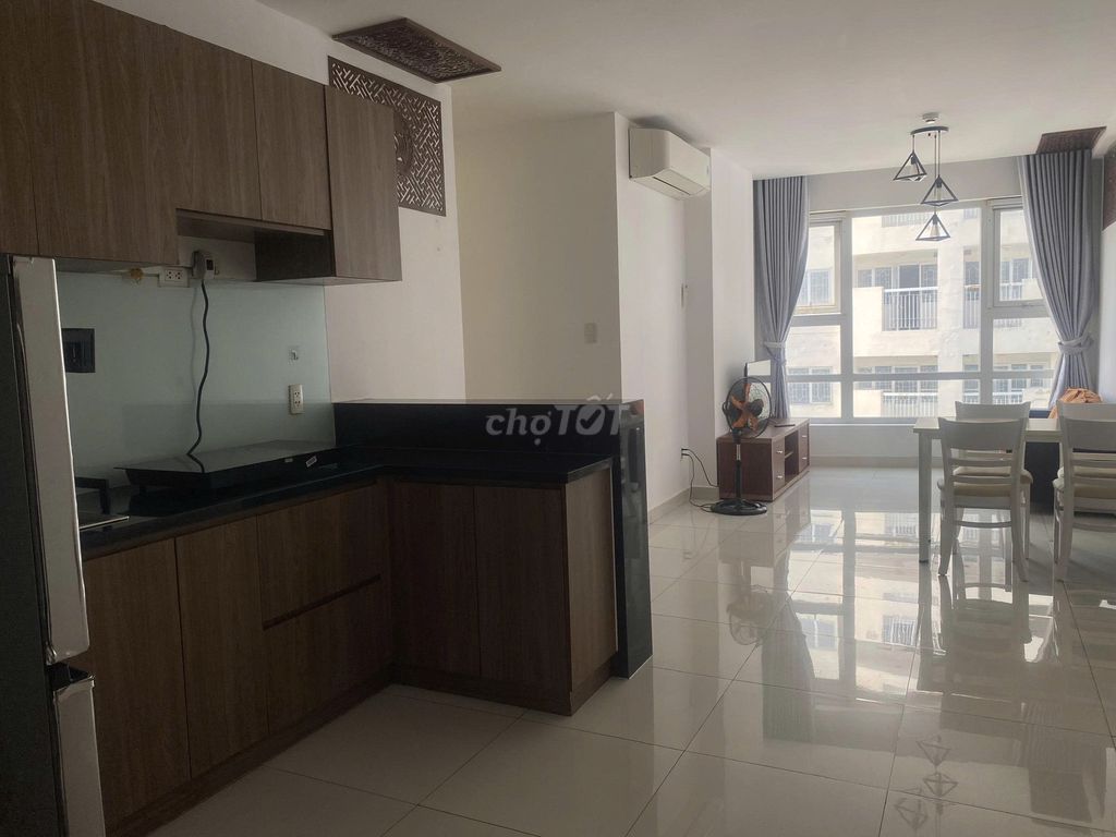 We need Summer Square, 3 bedrooms full of furniture, 12 million.
