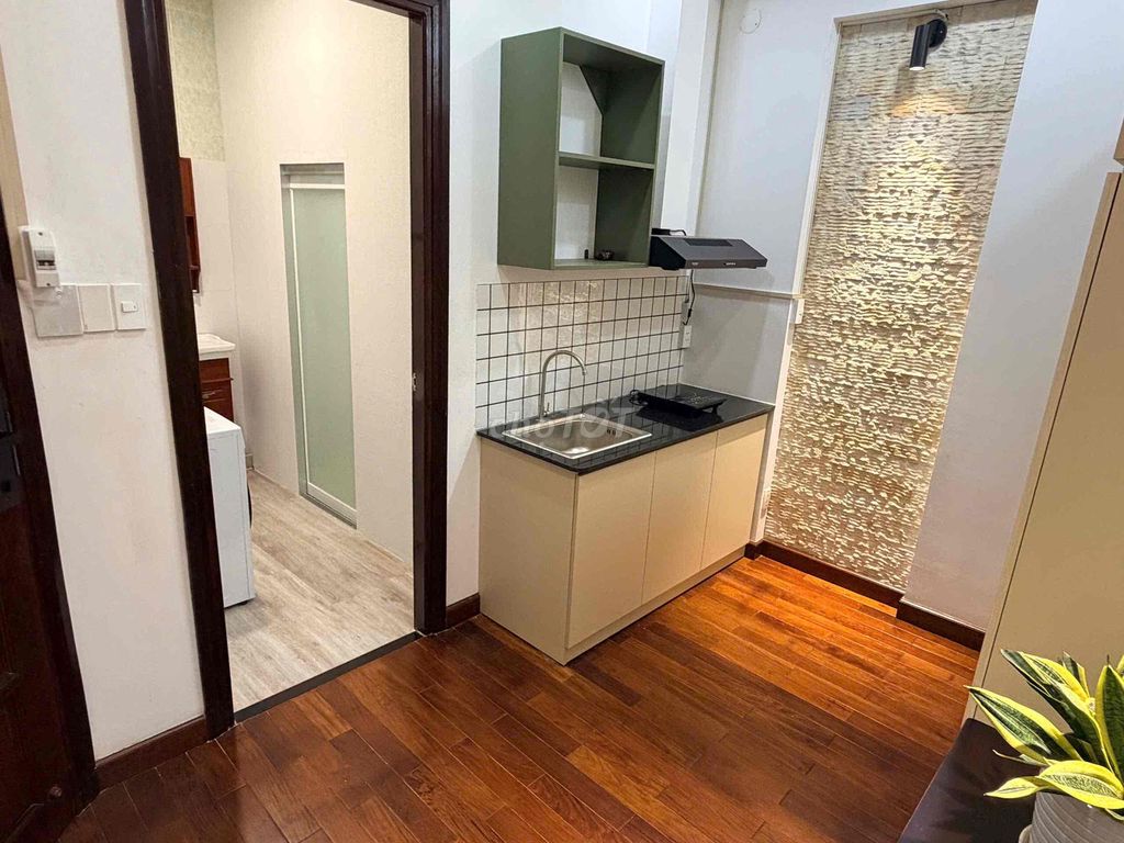 One bedroom has a new ballcon full Nguyễn Cửu Vân interior.