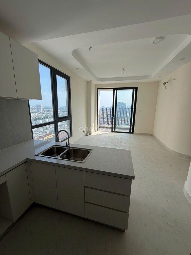 Need to rent out apartment Aurora Residences, District 8
