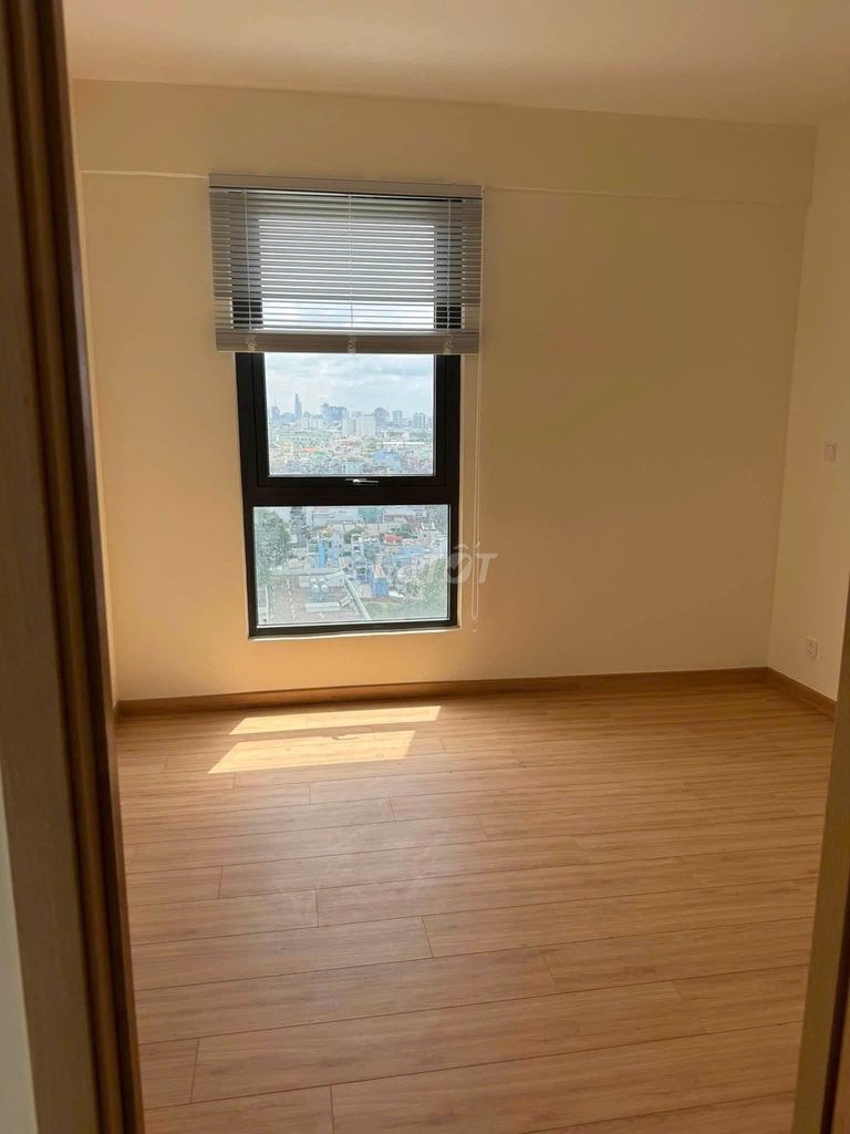 Need to rent out apartment Aurora Residences, District 8