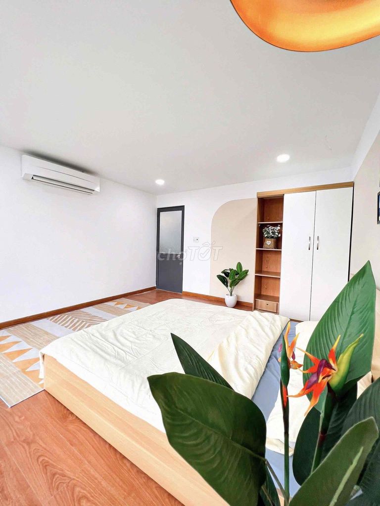 Rent the two bedrooms near the Phú Nhuận Full of open balcony furniture