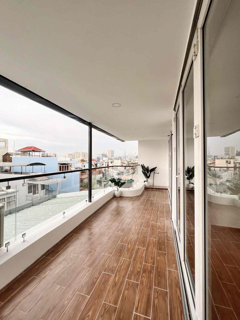 Rent the two bedrooms near the Phú Nhuận Full of open balcony furniture
