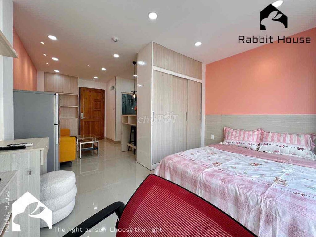 House 1 .42 m.2 Full furniture, right at District City Market 1.