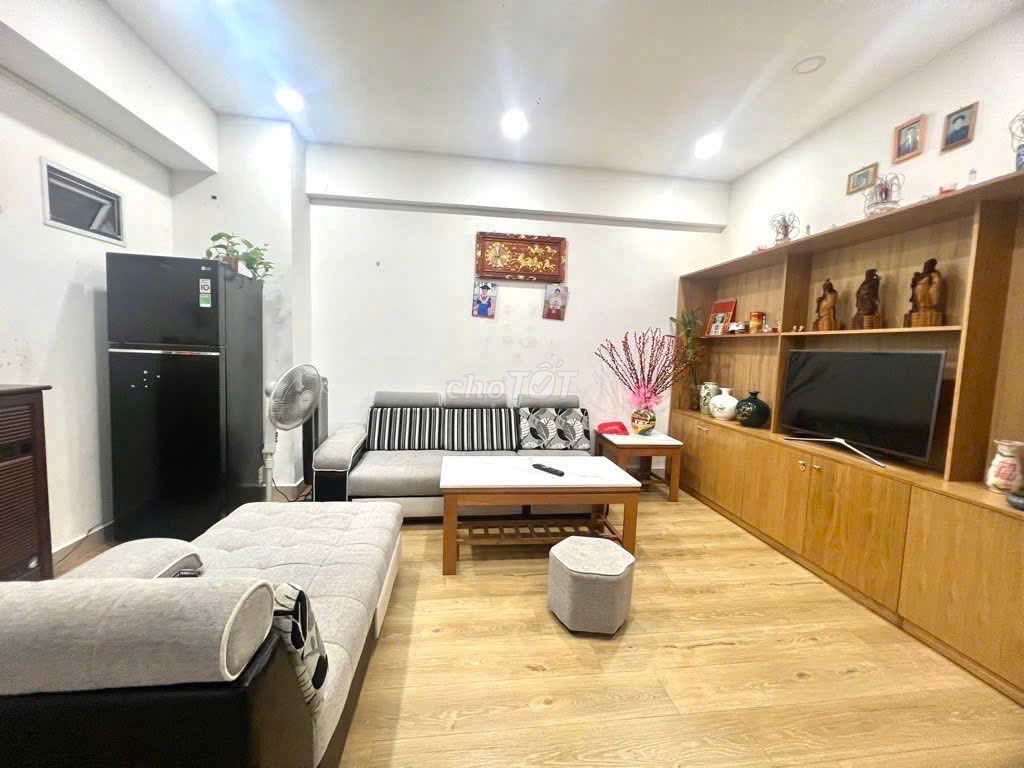 CHung in Coopmart Trường Chinh, tb: 90 meters2, 2 p sleeping, interior, 9.5 million