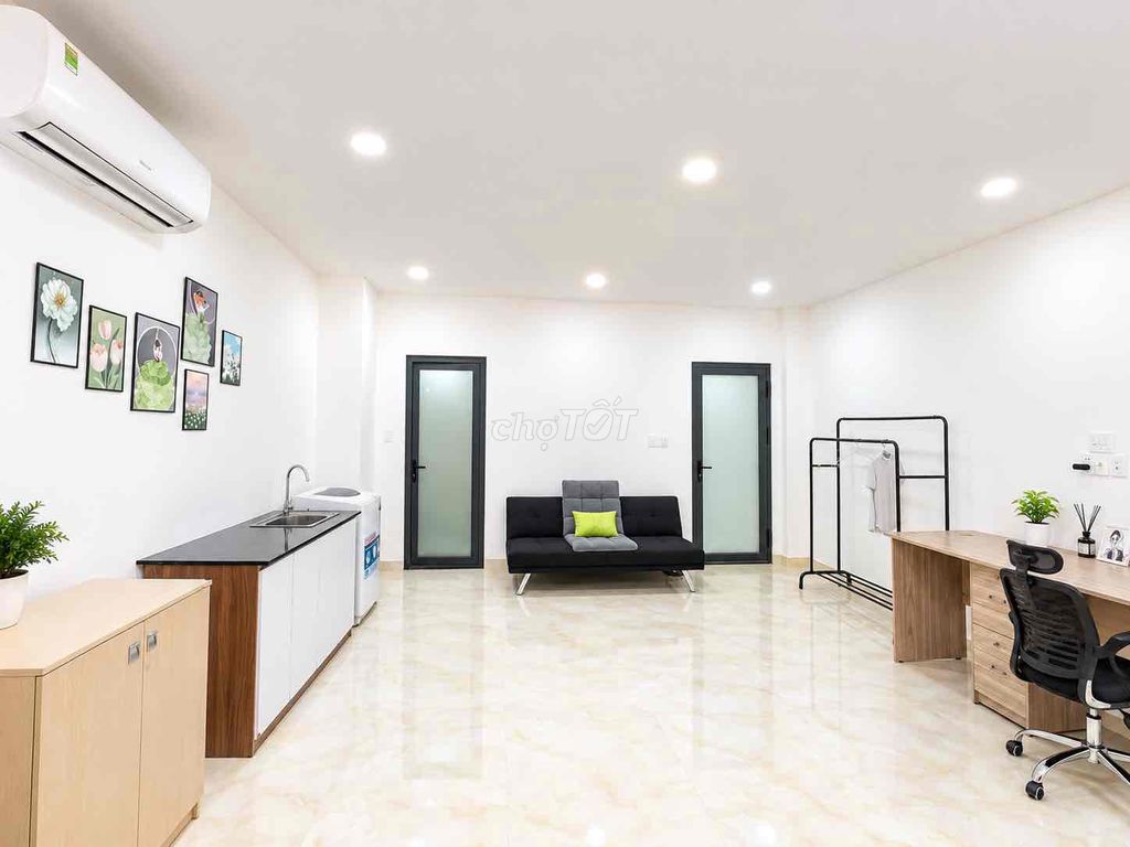 Rent Studio's apartment. A bedroom. A elevator bathroom. Six million.