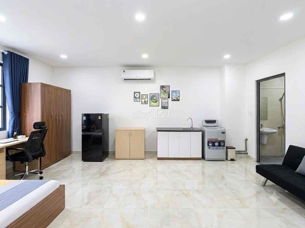 Rent Studio's apartment. A bedroom. A elevator bathroom. Six million.