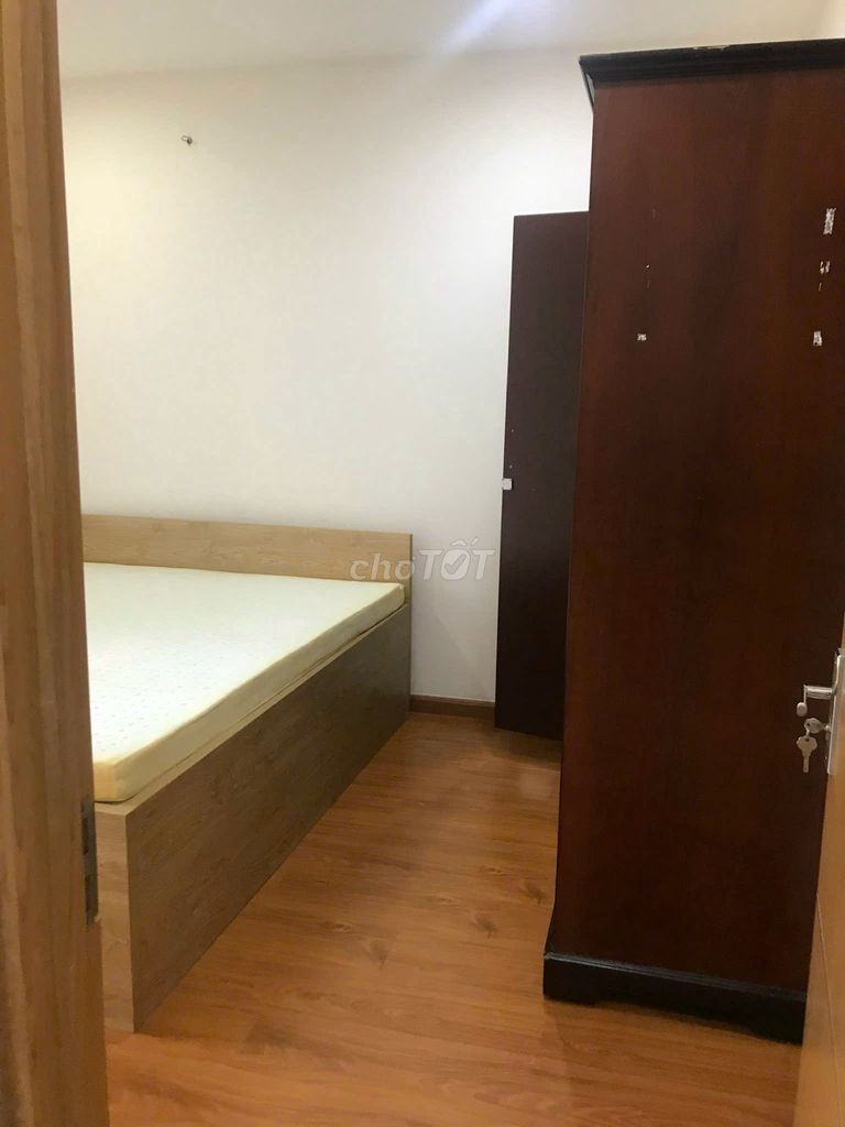 Rent the apartment Him Lam Riverside District 7, 76 meters, 2 bathrooms, 14 million.
