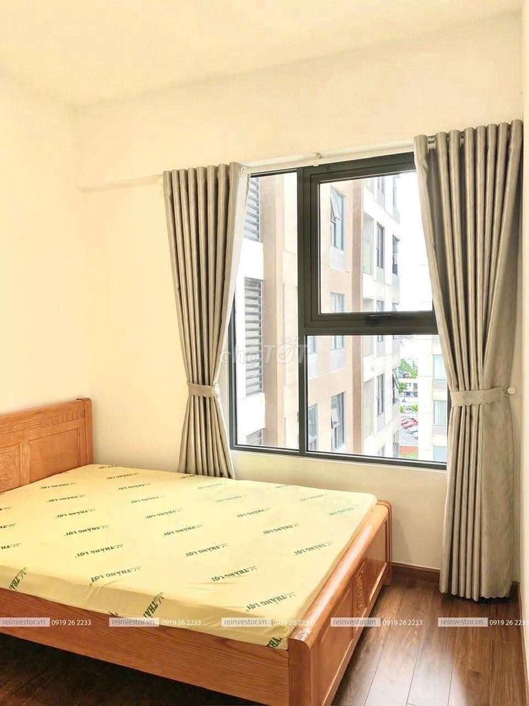 Right there. Full interior apartment 80 M. 12 million in the city of Ho Chi Minh.