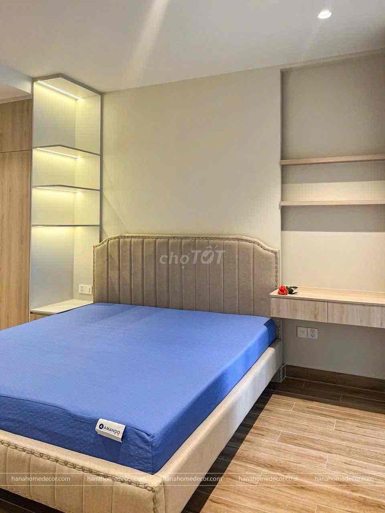 The owner sent three bedrooms that sunrise riverside large large sums of good housing.