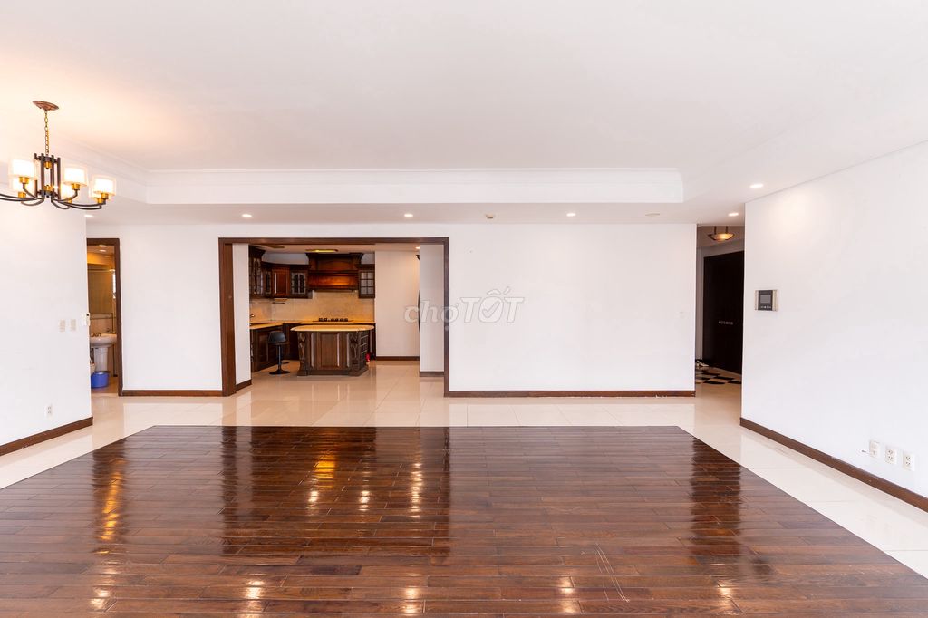 Rent the penthouse the manor 232 M2 - 4 bedroom - 40 million a month