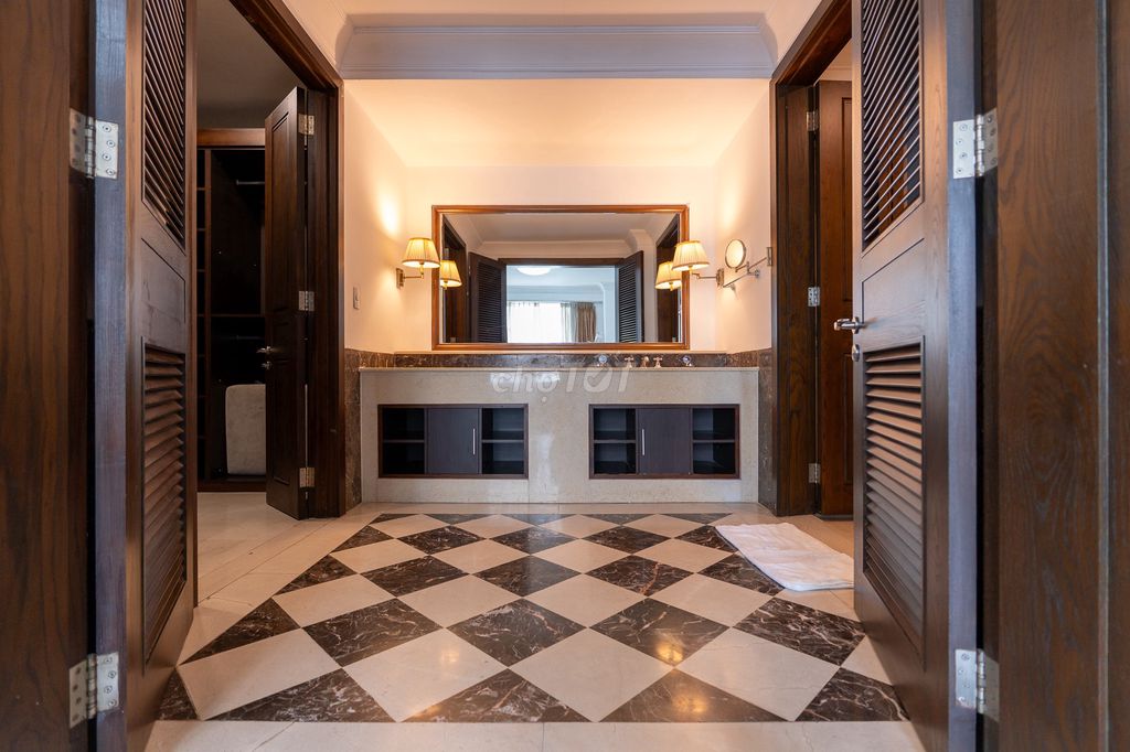 Rent the penthouse the manor 232 M2 - 4 bedroom - 40 million a month