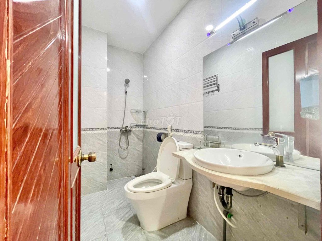 studio full interior - private balcony - Lê Lợi, Gò Vấp