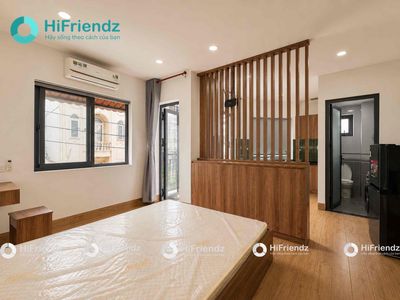 Super-price openings for elevator full interiors in the nice sull-scow market.