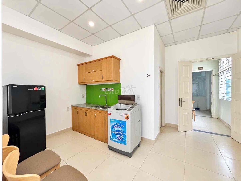 A cheap airport kitchen room.