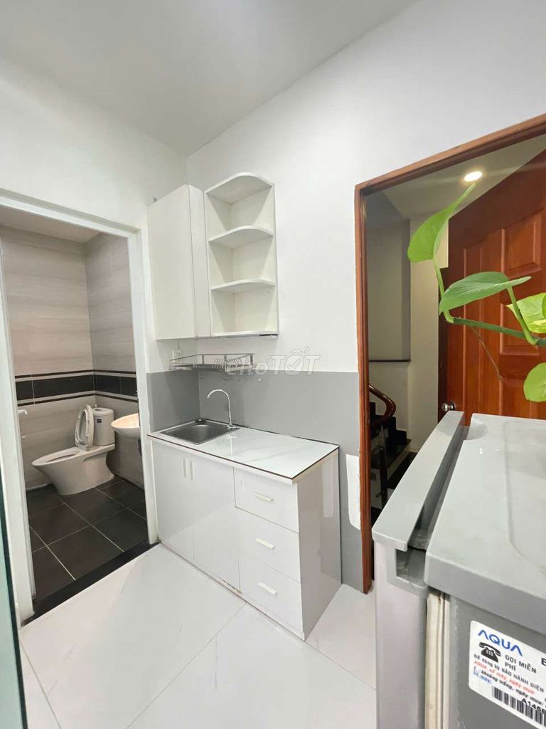 Rent service apartment 862 Lê Đức Thọ in the 15th quarter near the new elevator market