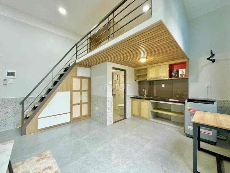 Only 100 percent of the balcony, Full Seven, Coopmart Phan Văn Hớn