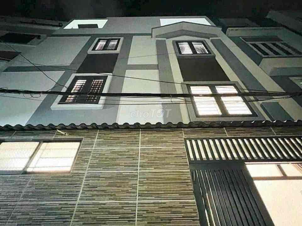 Two floors up the roof. Three bedrooms. Three toilets with basic interiors.