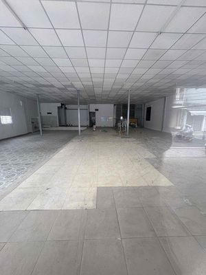 Hóc Môn-wide cash house for rent
