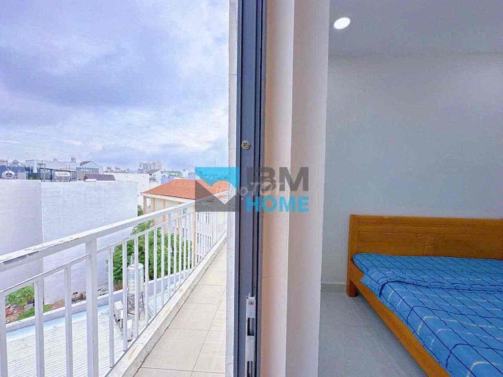 Large balcony studio – Nguyễn Văn Đậu – full interior