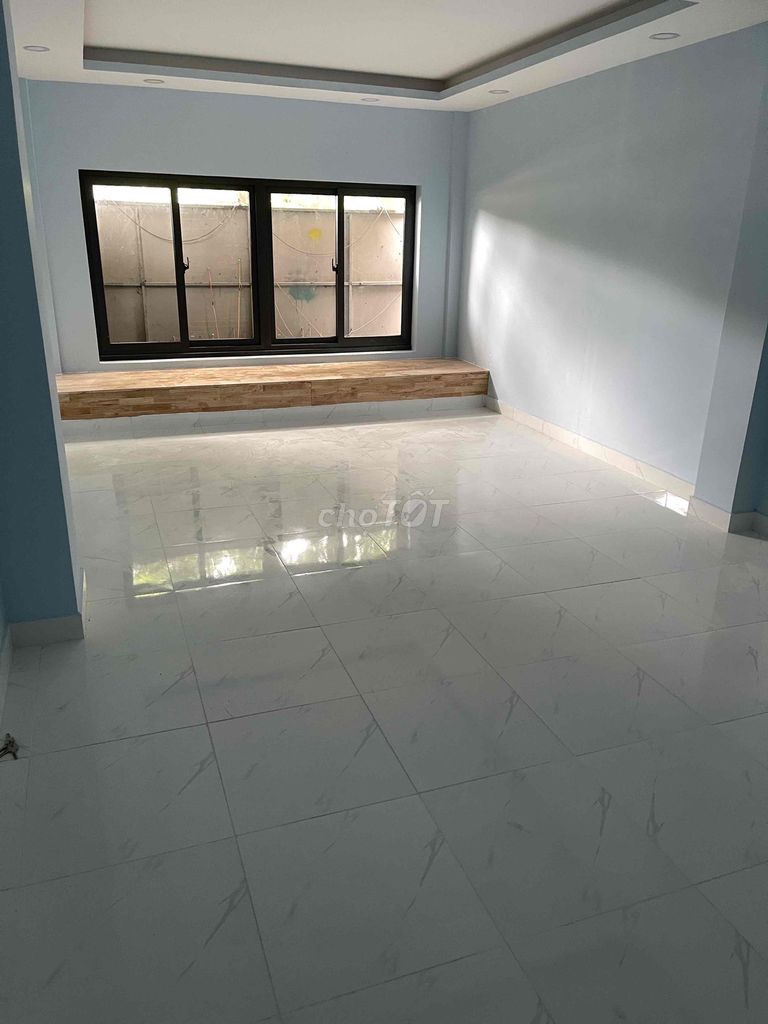 Phạm Văn Đồng front house - 4 story house, nice business position