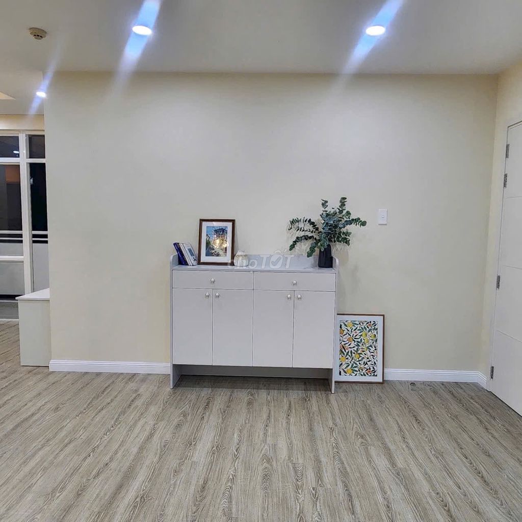 We need to rent the United States apartment 8.5 million a month.