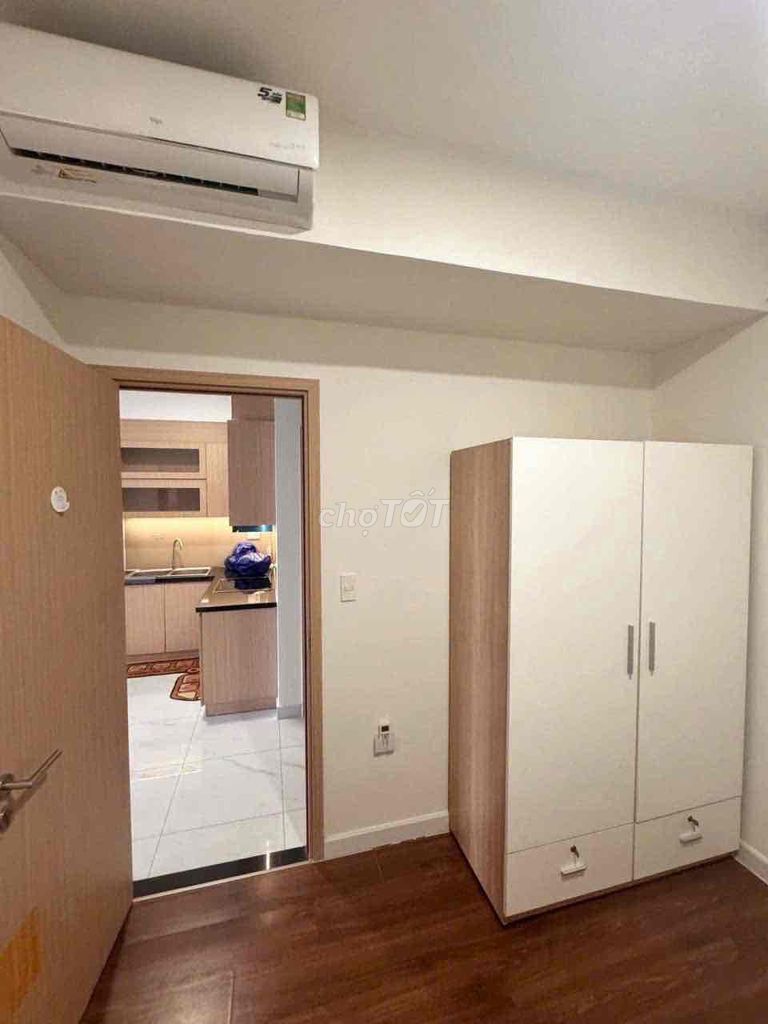 Two Lovera Vista bedrooms for renting 7.5 million a month-- There's furniture available.