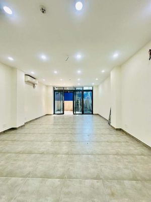 Rent a new 6-story building - Zqz Best Place, Bình Thạnh