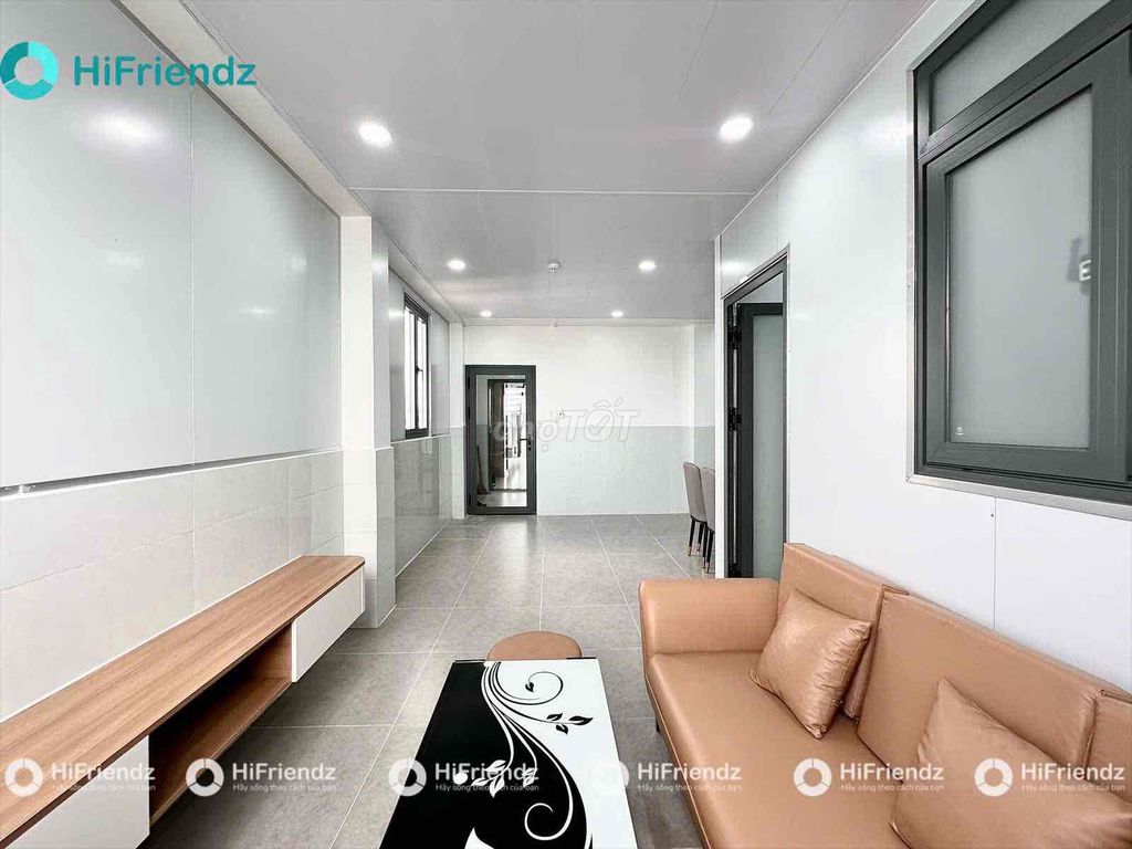 super large apartment - near the art - convenient travel