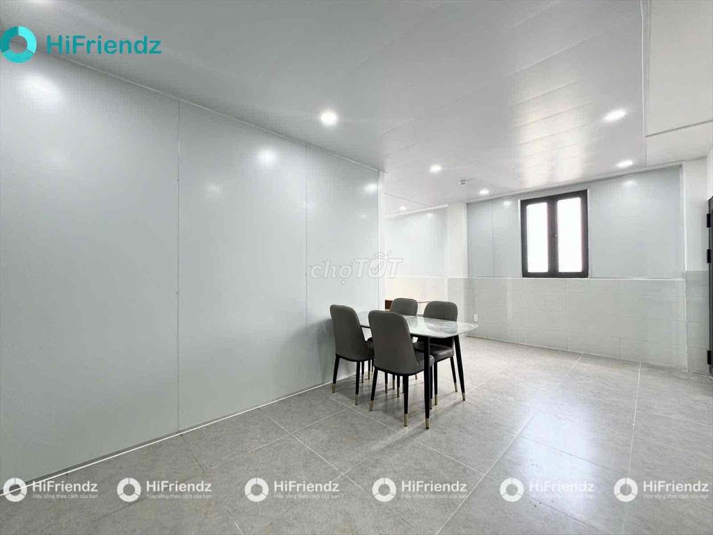 super large apartment - near the art - convenient travel