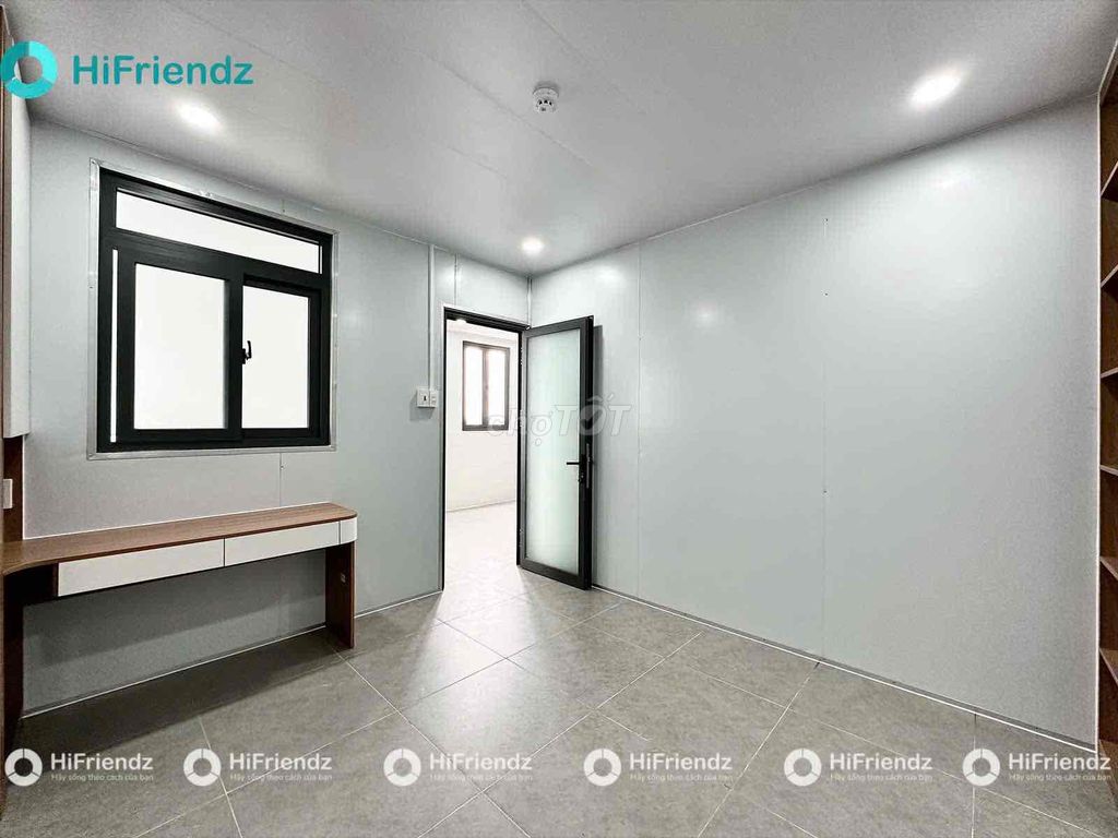 super large apartment - near the art - convenient travel