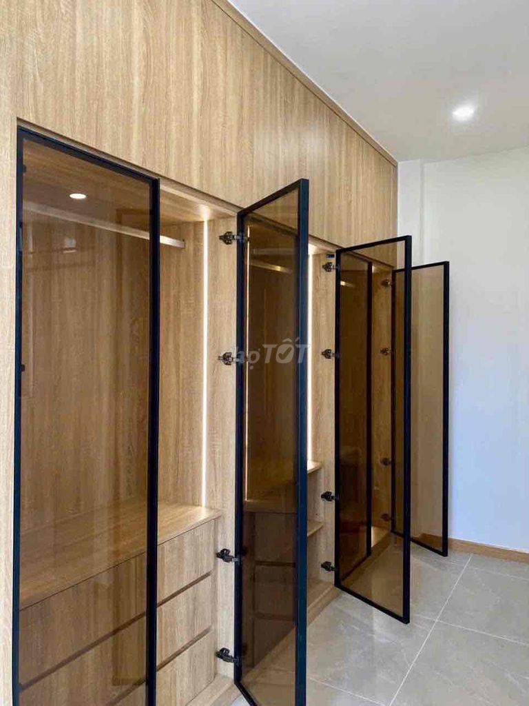 Rent a single villa with four bedrooms 5 toilets near global City - full interior - C