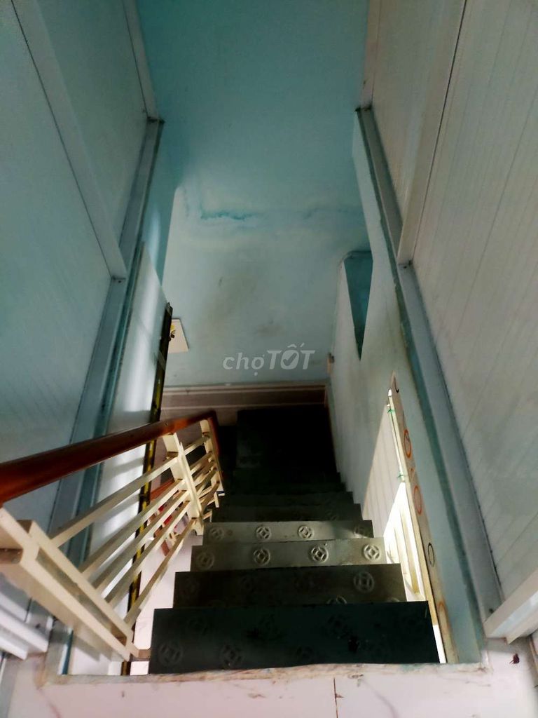 The empty house to rent