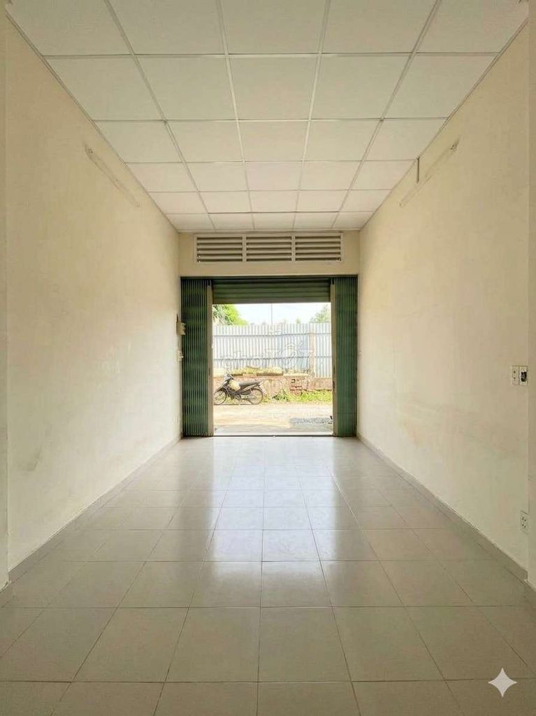 The two floors are 80 meters cheap.