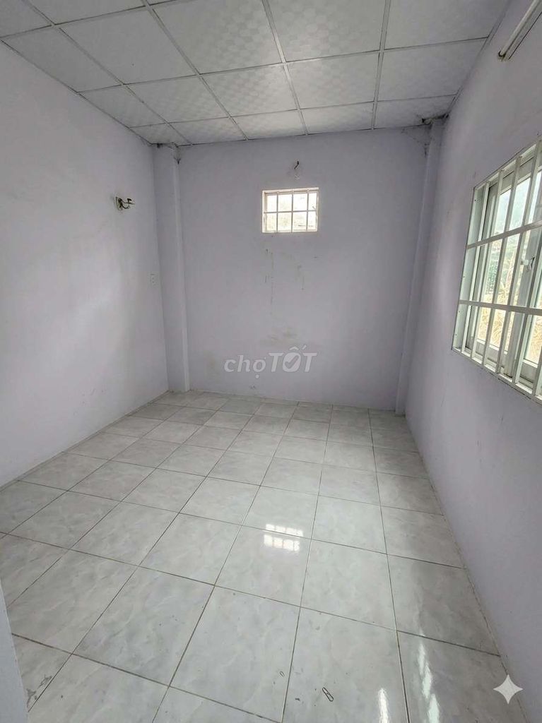 The two floors are 80 meters cheap.