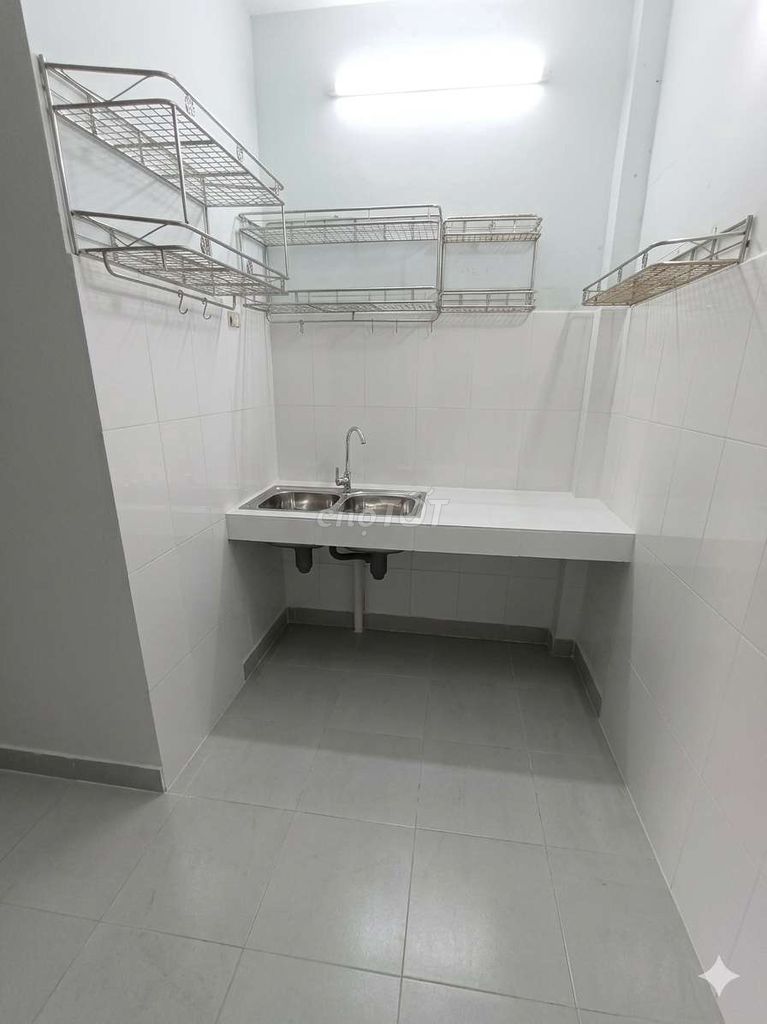 The two floors are 80 meters cheap.
